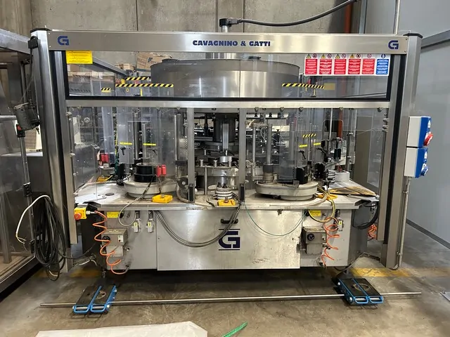 Used labeller Cavagnino&Gatti 21T adhesive — 9