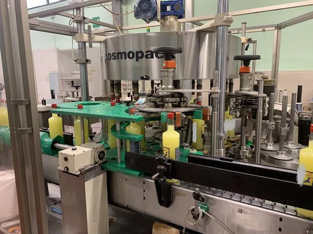 Used labeller Cosmopack 4.000 bph — 4