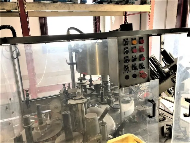 Used labeller Kosme adhesive line — 2