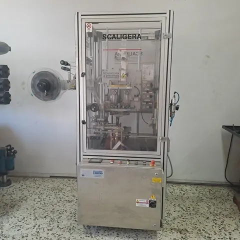 Used labeller Kosme adhesive line — 5