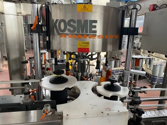 Used labeller Kosme Extra Adhesive 5.000 bph — 2