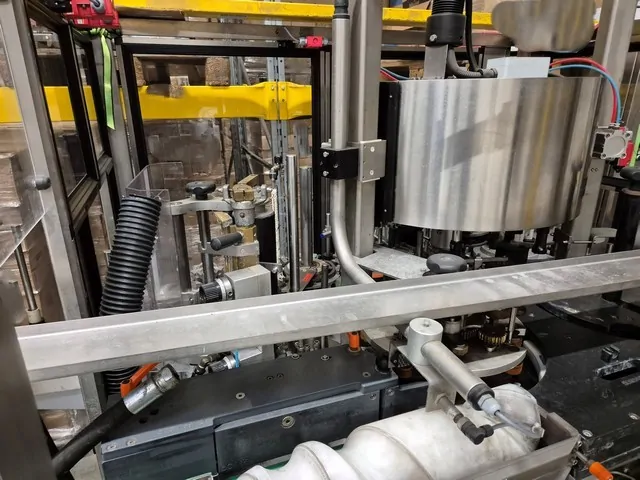 Used Labeller Kosme Extra Fix 4.200 bph — 7