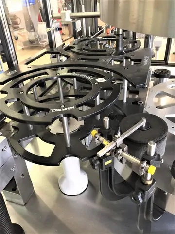 Used labeller Newtec adhesive 3.500 bph — 6