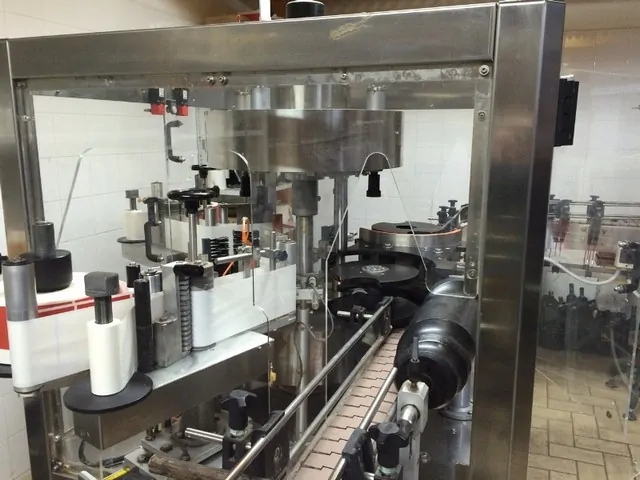Used labeller OMB adhesive 2.000 bph — 4