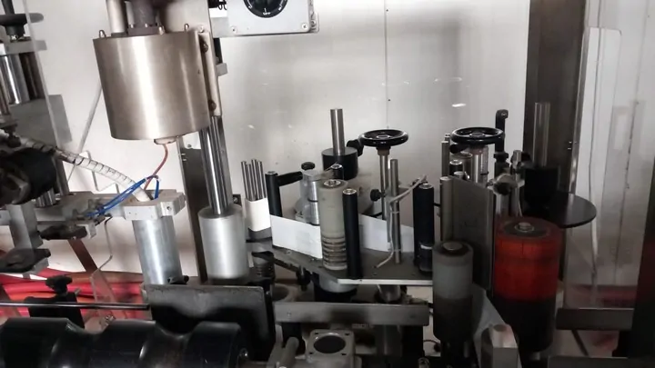 Used labeller OMB et 1500 — 2
