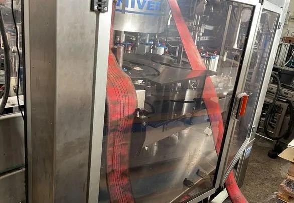 Used labeller P.E. 4.500 bph — 2