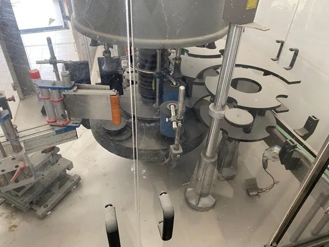 Used Labeller P.E. Master M 6T Adhesive — 5