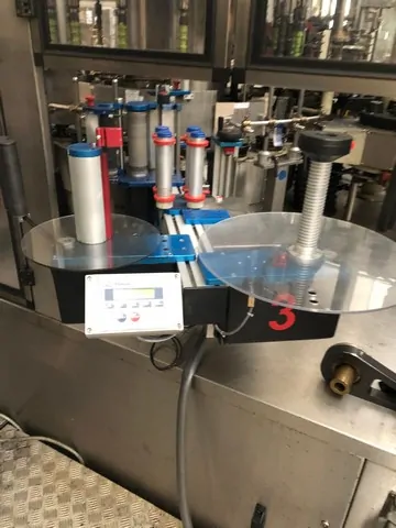 Used labeller P.E. universal Master S 9.000 bph — 2