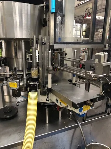 Used labeller P.E. universal Master S 9.000 bph — 4