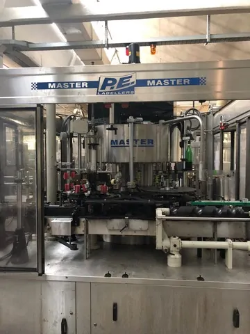 Used labeller P.E. universal Master S 9.000 bph — 5