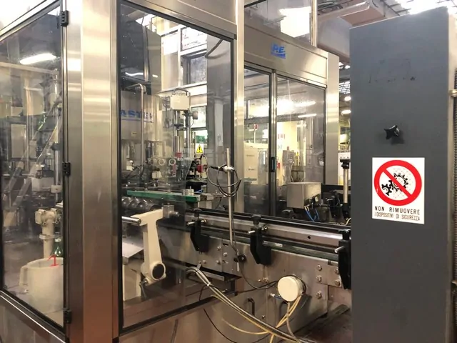 Used labeller P.E. Universal master s — 3
