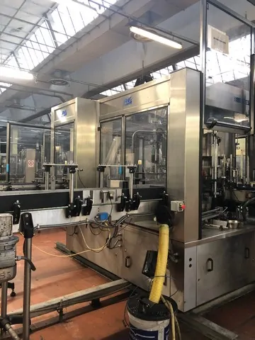 Used labeller P.E. Universal master s — 8