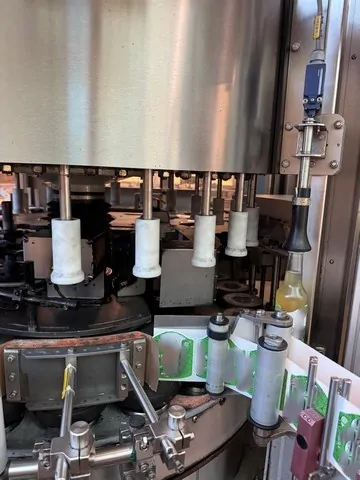 Used Labeller Sacmi Opera 300 adhesive — 9