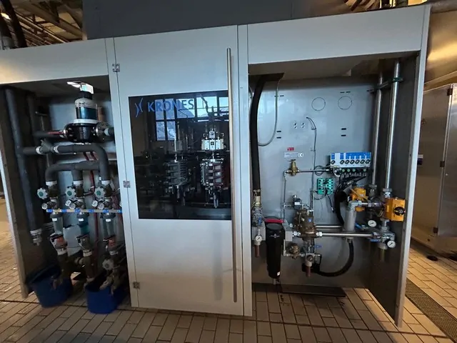 Used PET Bottling Line Krones 30.000 bph — 4