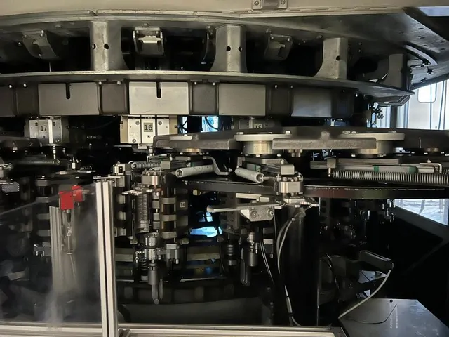 Used PET Bottling Line Krones 30.000 bph — 6