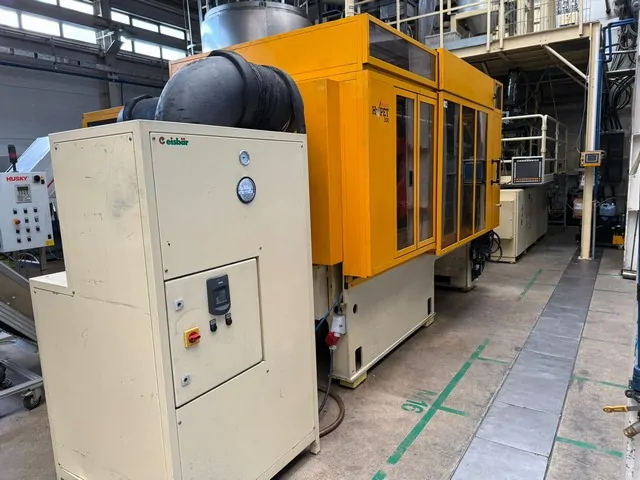 Used PET Prefom Presses Husky 2010 — 9