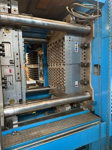 Used Presses Preform PET ENGEL 2004 — 6