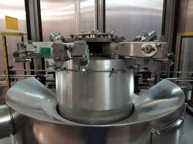 Used rinser Alaftek 1.000 bph — 3