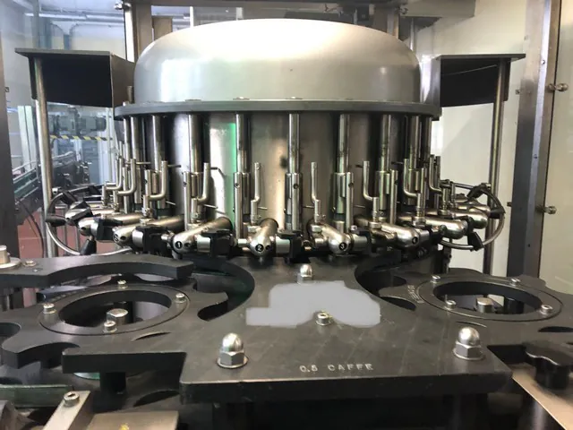 Used rinser Perrier 6.000 bph