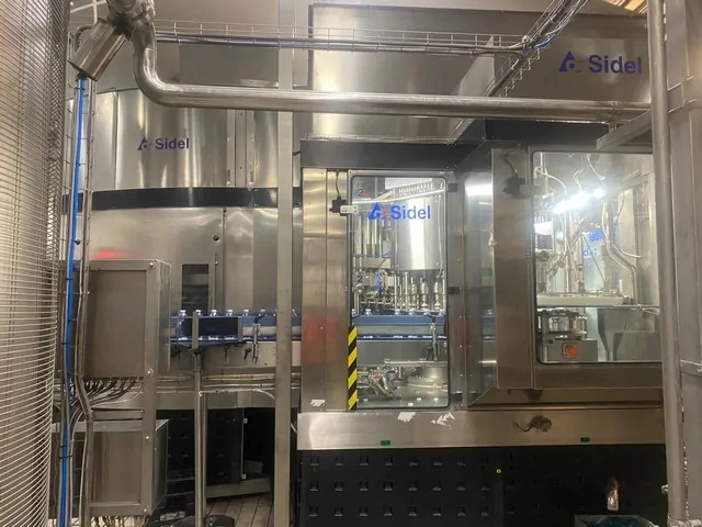 Used Sidel Complete PET Bottling Line 28.000 bph — 3