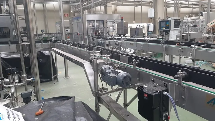 Used Sipa Complete Bottling Line PET still water — 8