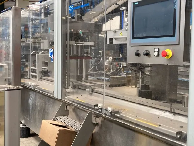 Used Sleever International 2015 — 3
