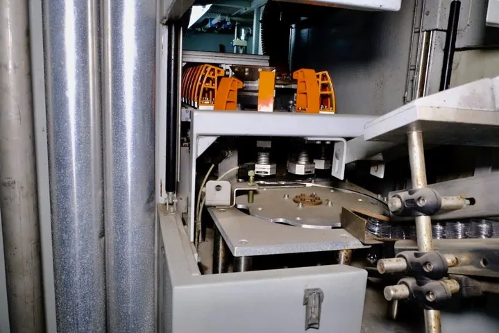 Used PET Blower Kosme Ksb 4 L 6.800 bph — 5