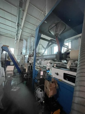 Used Hekuma Pet preform injection molding system — 11