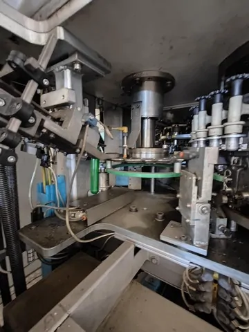 Used Blow Moulding Machine Sipa Sfr 16 — 8