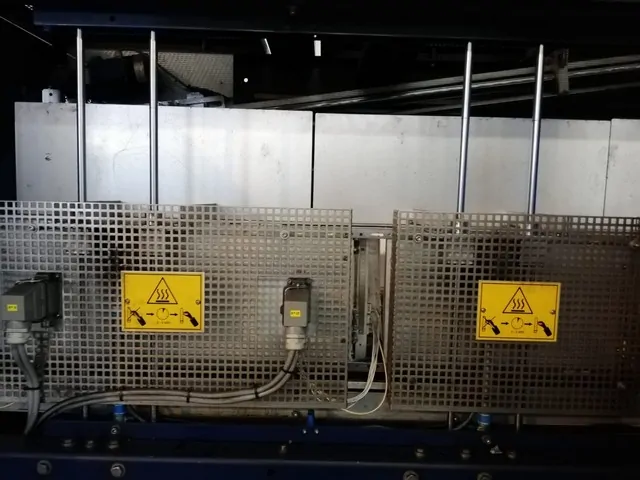 Used Blow Moulding Machine Terta Pak Dynablow db 30 — 4