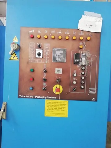 Used Blow Moulding Machine Terta Pak Dynablow db 30 — 5
