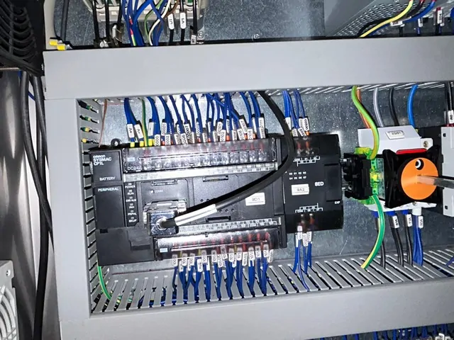 Used Capper Enolmeccanica 4T Stelvin 2013 — 7