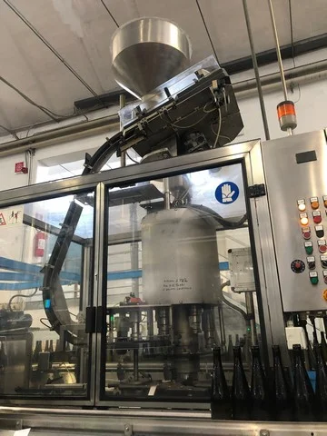 Used Bertolaso capper — 5