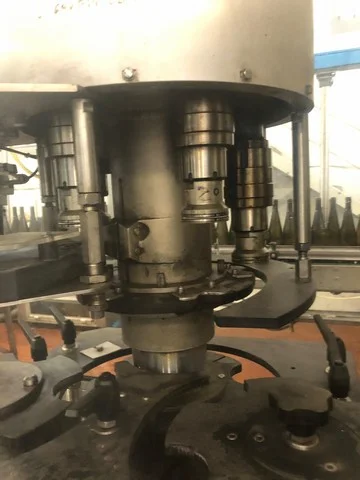 Used Bertolaso capper — 10