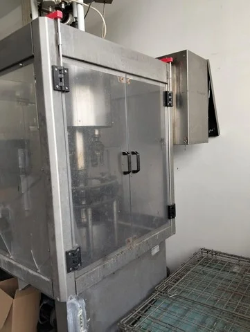 Used Arol capper — 4