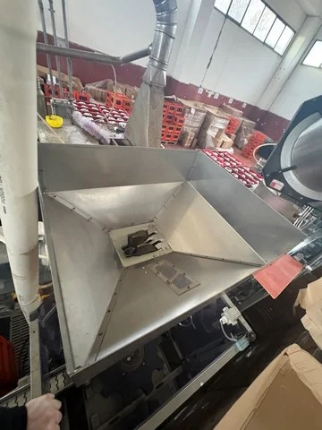 Used Bertolaso corker — 5