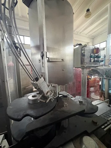 Used Bertolaso capper
